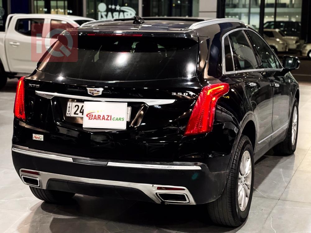 کادیلاک XT5